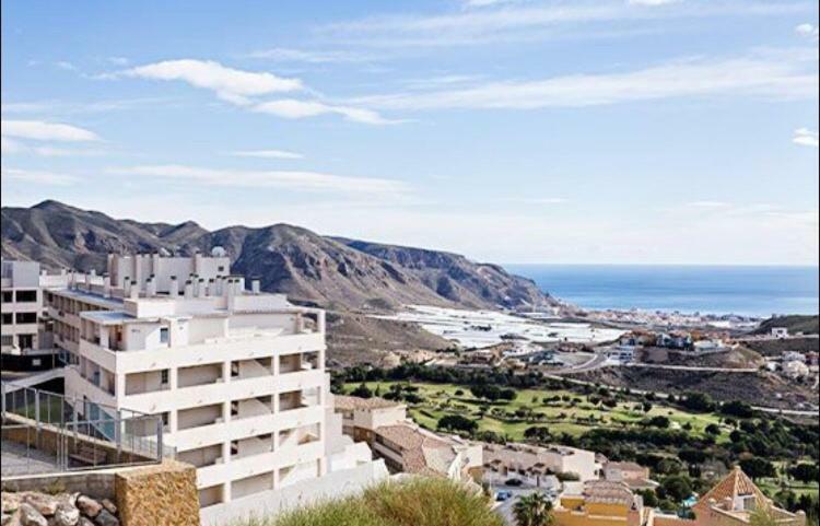 Apartamentos Deluxe Roquetas De Mar Con Golf Y Piscina Climatizada, Parking Privado Vícar Eksteriør bilde