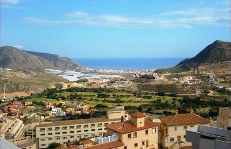 Apartamentos Deluxe Roquetas De Mar Con Golf Y Piscina Climatizada, Parking Privado Vícar Eksteriør bilde